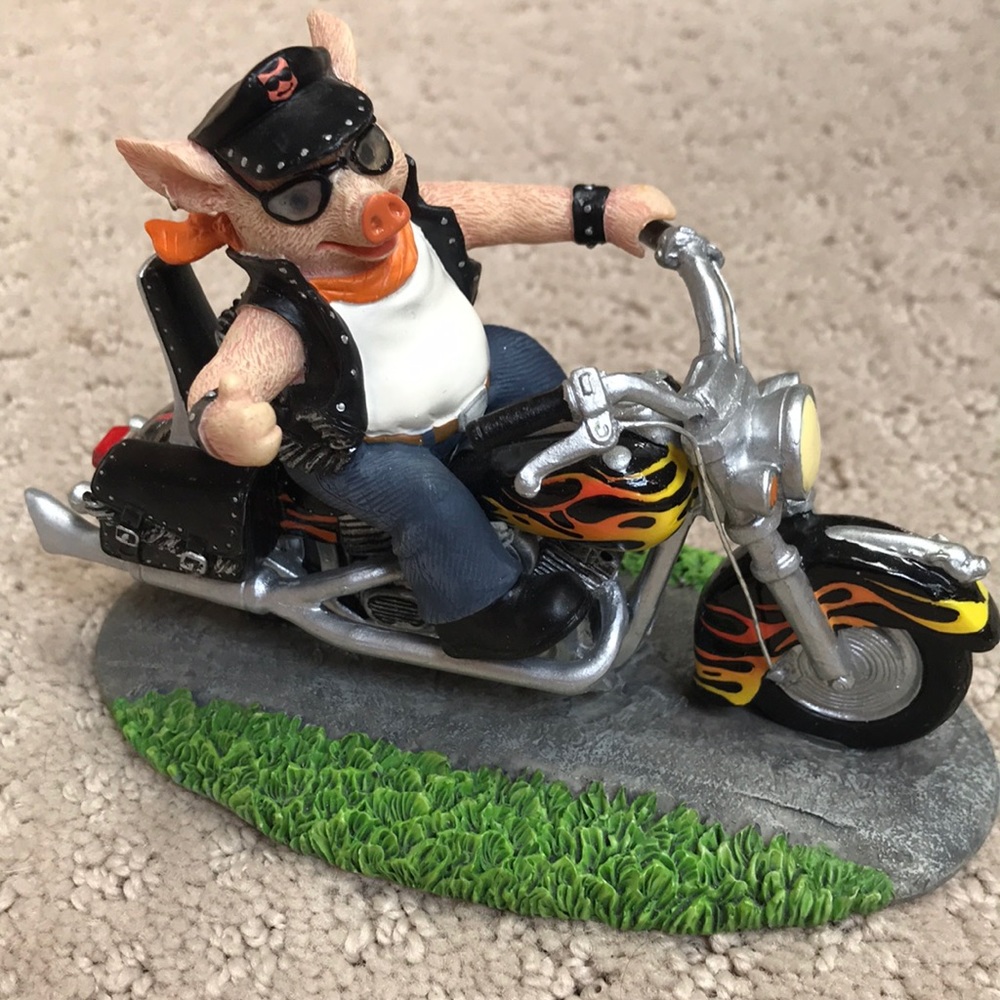 Road Hogs Collection - Hog Wild Figurine